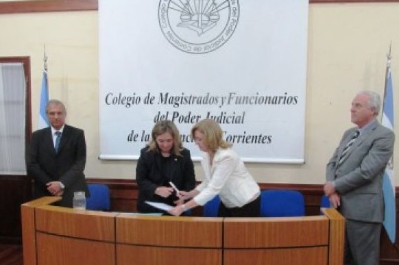 Convenio de Vinculación Institucional Amja y Colegio de Magistrados