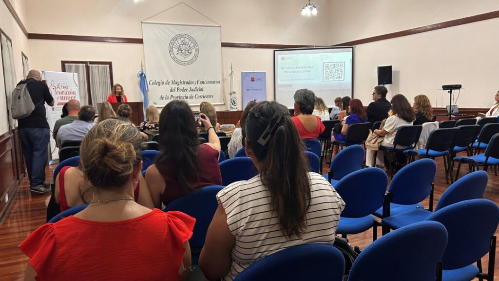 Encuentro sobre salud integral de la mujer convocó a destacados profesionales en nuestro Colegio